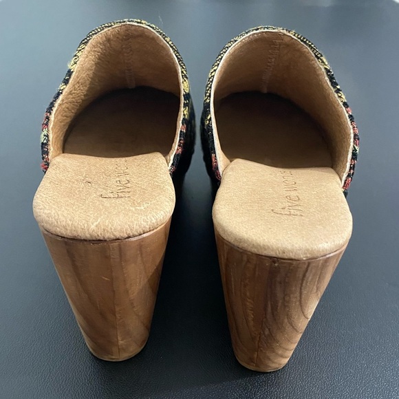 Sundance Cordani Zorba Tapestry Clogs Shoes Cyrilla Five Worlds 70s Retro New - Picture 10 of 15